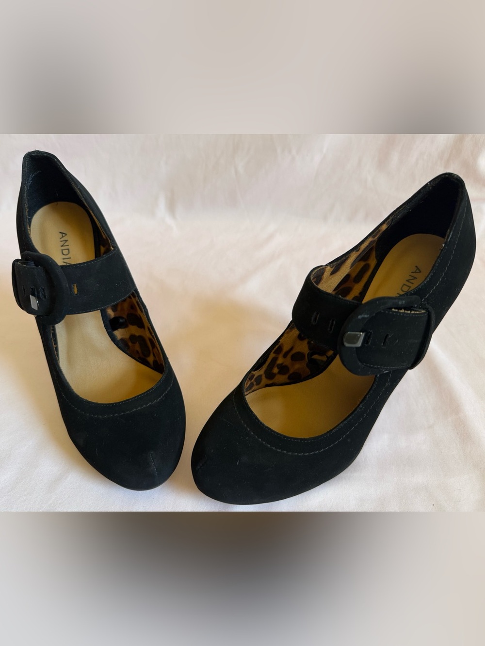 Andiamo Black Suede 4” Heel Size 8.5